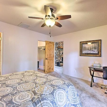Lush Pinetop Retreat With Large Deck And Wooded Yard! Екстериор снимка