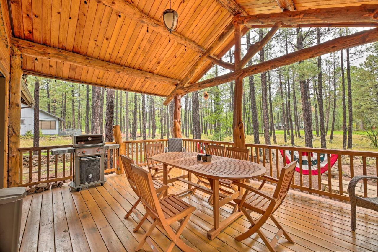 Lush Pinetop Retreat With Large Deck And Wooded Yard! Екстериор снимка
